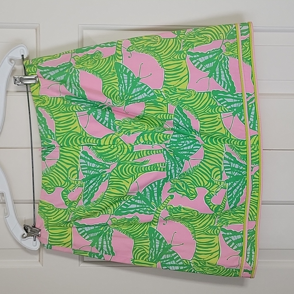 Lilly Pulitzer butterfly and zebra print Mini skirt sz 6 - Picture 2 of 7